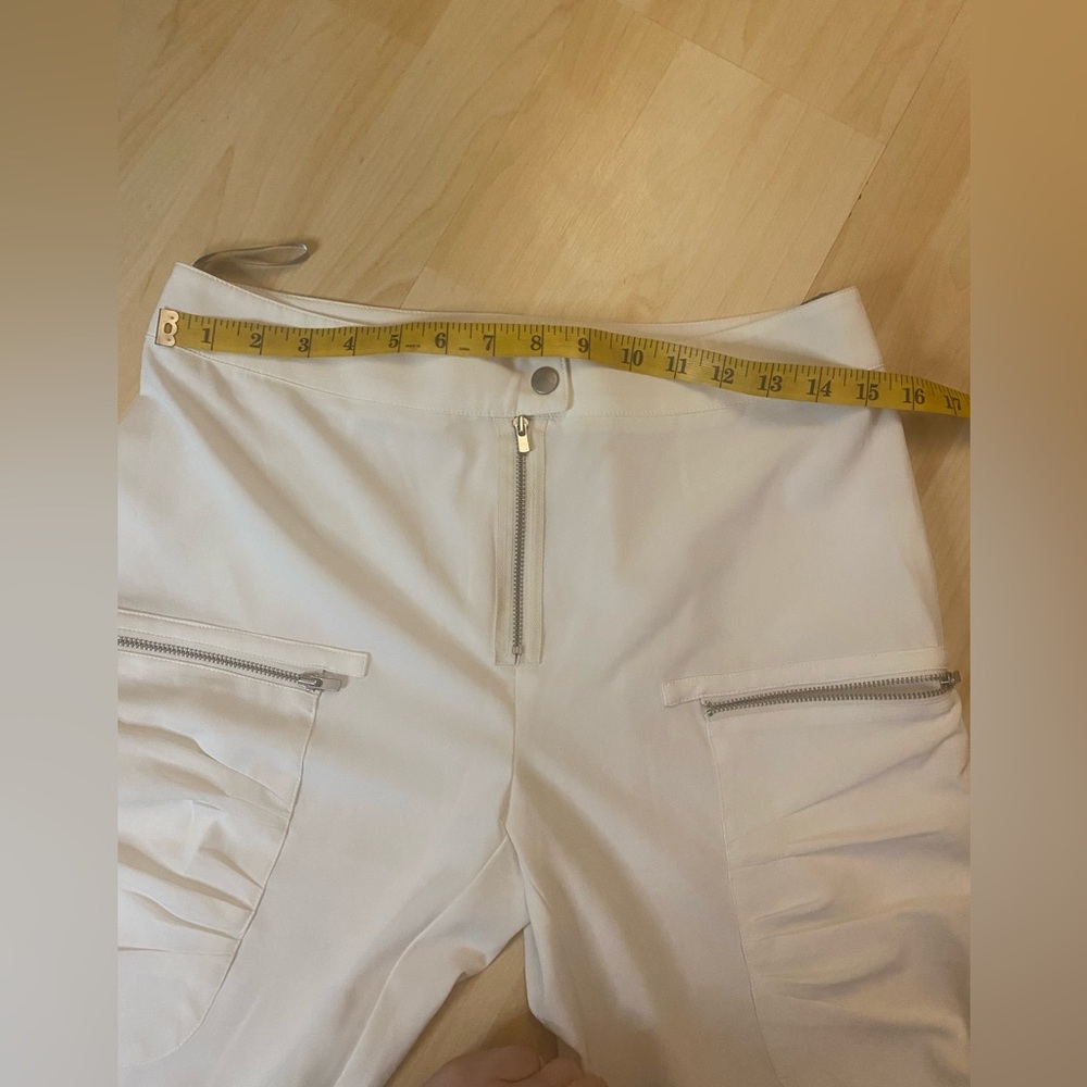 White pants - Picture 6 of 16